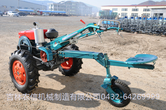 NX201型手扶(fu)拖拉機