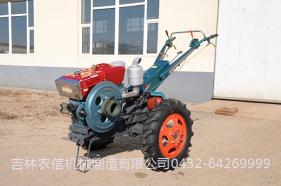 NX181型四驅手(shou)扶拖拉機